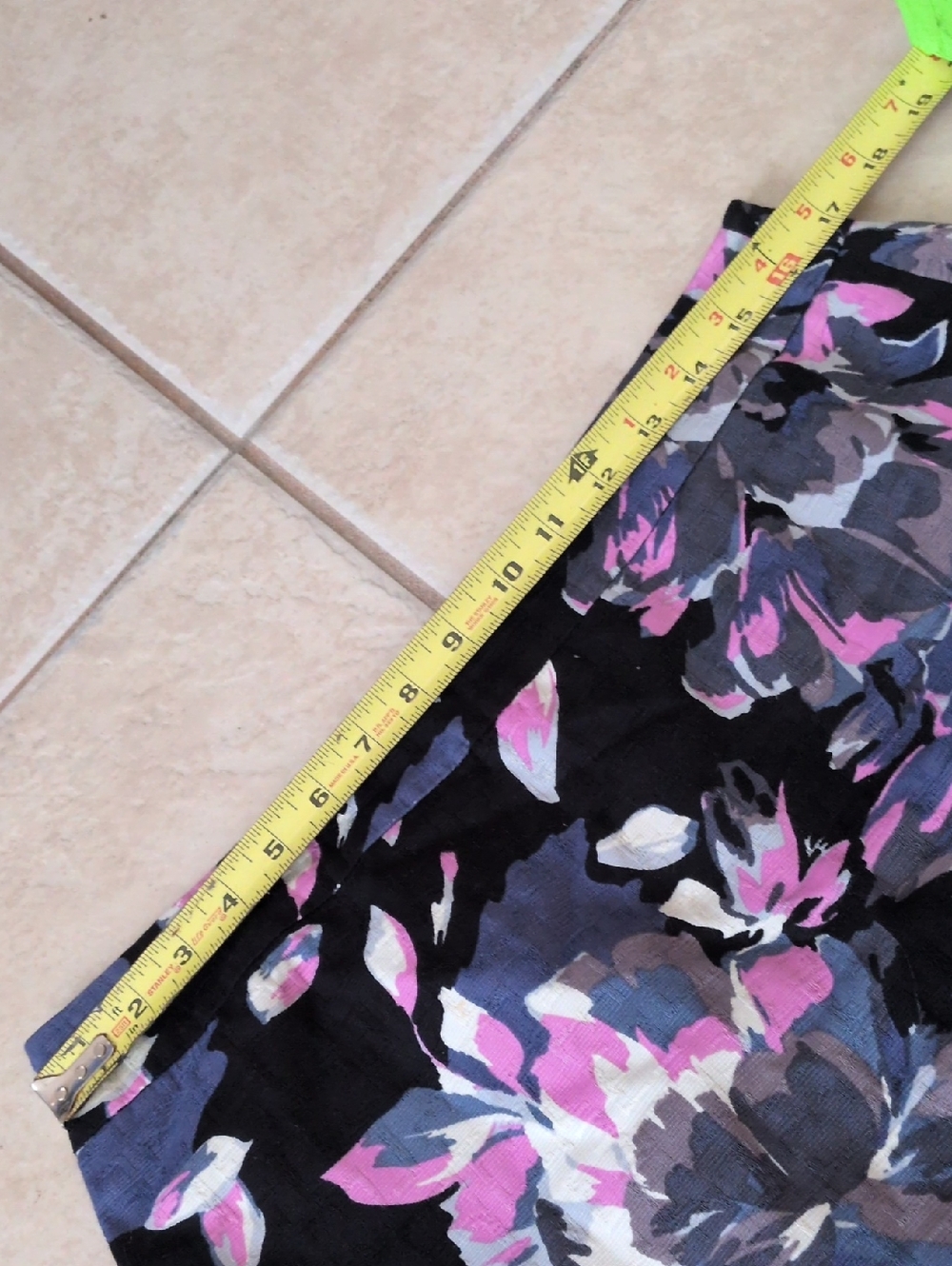 Ann Taylor Floral Pencil Skirt Size 10 - Picture 3 of 5